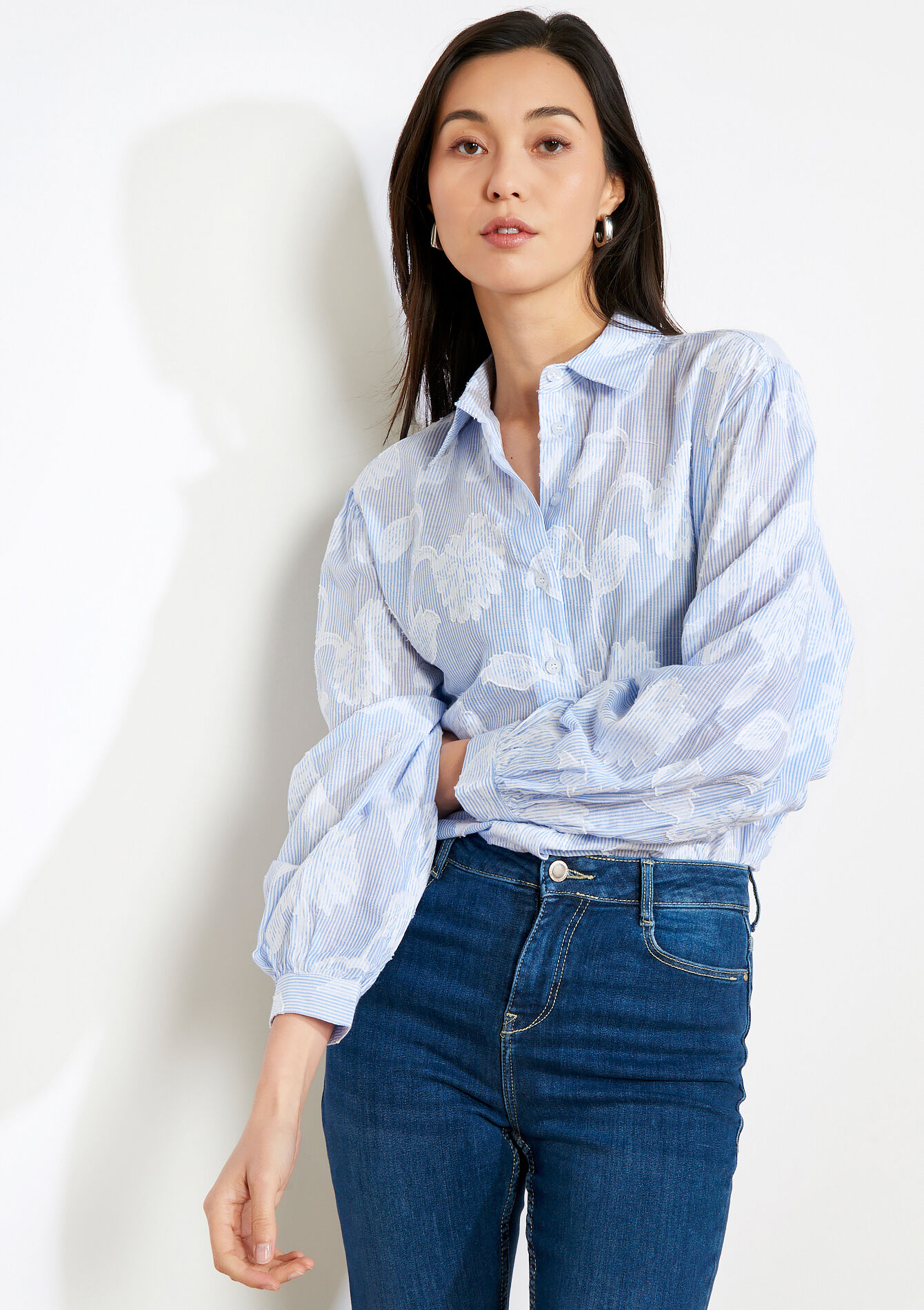 Blouse met bloemenborduursel, Blouse met bloemenborduursel - BLUE PASTEL - 05702876_3003