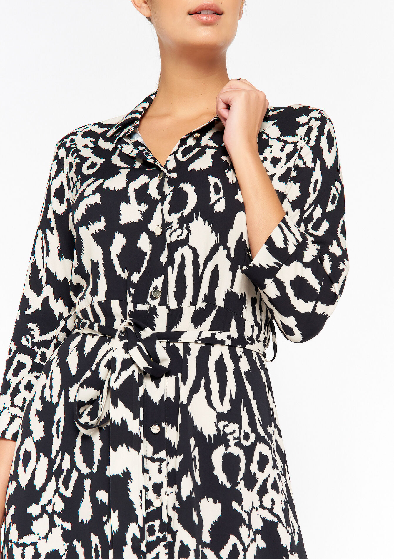 Shirt dress with graphic print - BLACK - 08601836_1119
