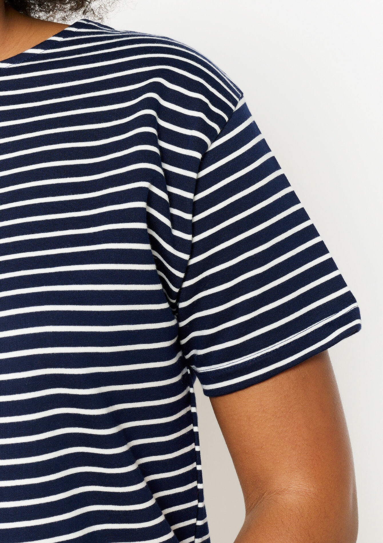 Gestreepte T-shirt met korte mouwen, Gestreepte T-shirt met korte mouwen - NAVY BASIC - 02301632_2723