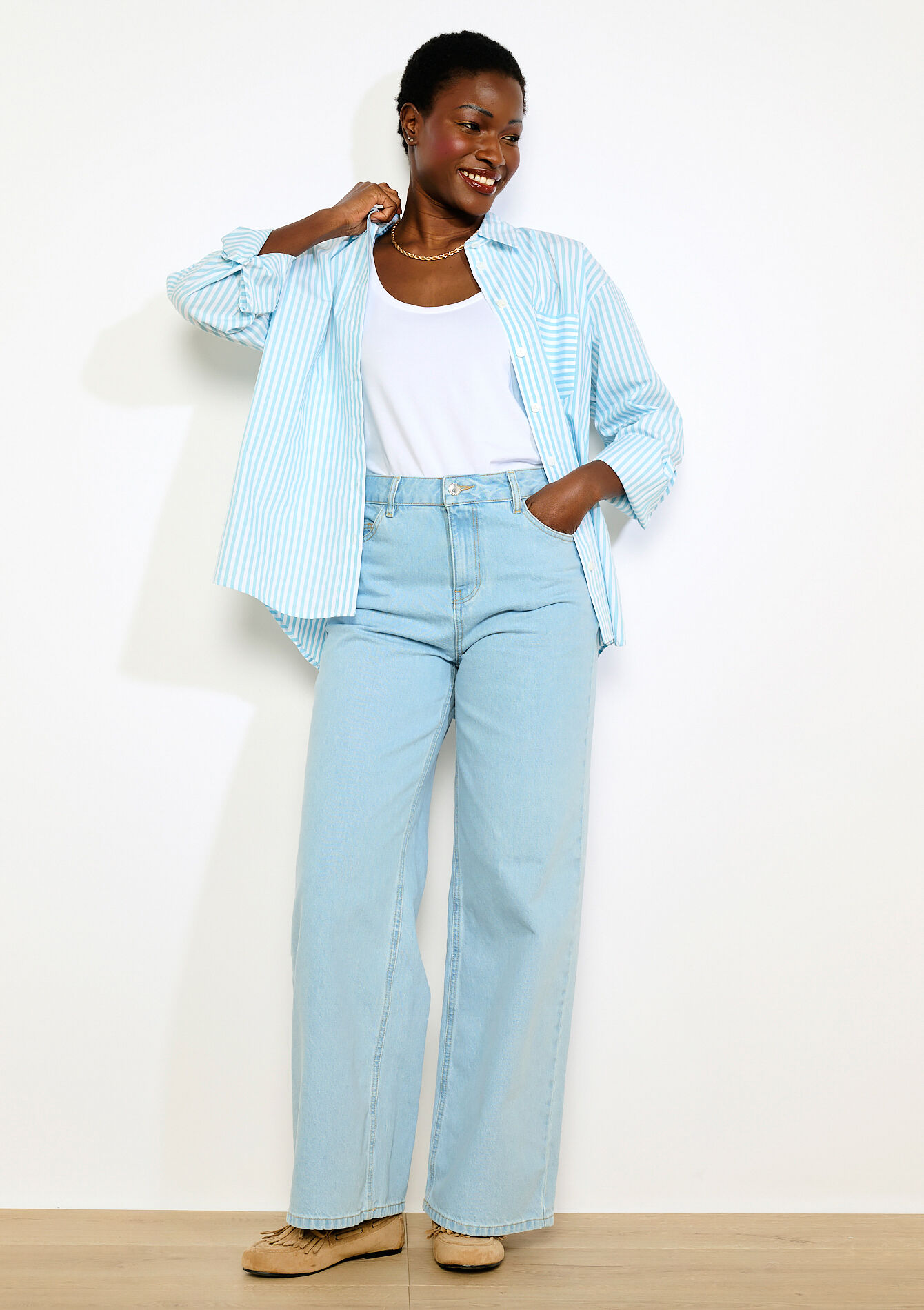 High-waist wide jeans - BLUE BLEACHED - 22000656_0502