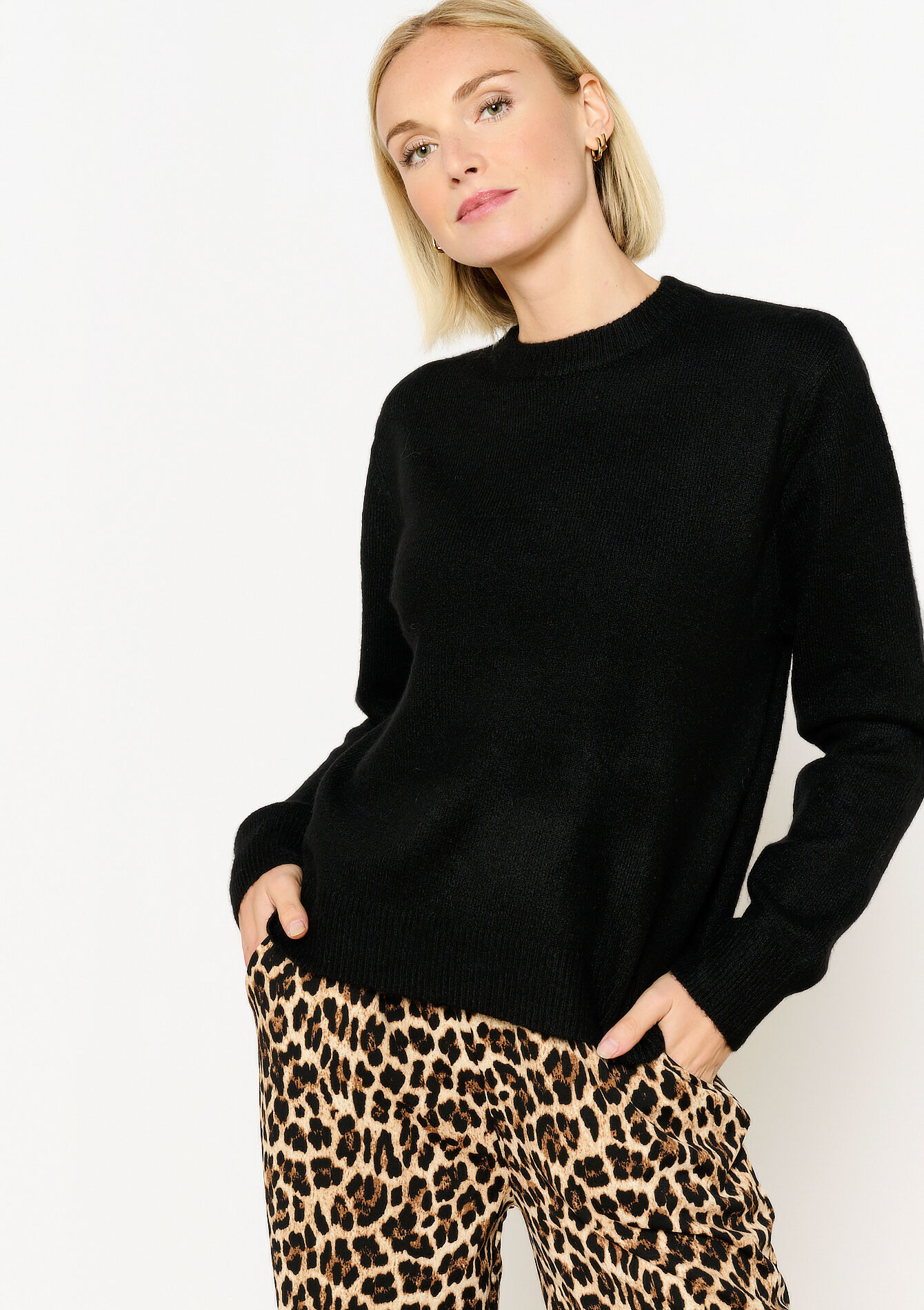 Basic pullover with round neck, Basic pullover with round neck - BLACK - 04006522_1119