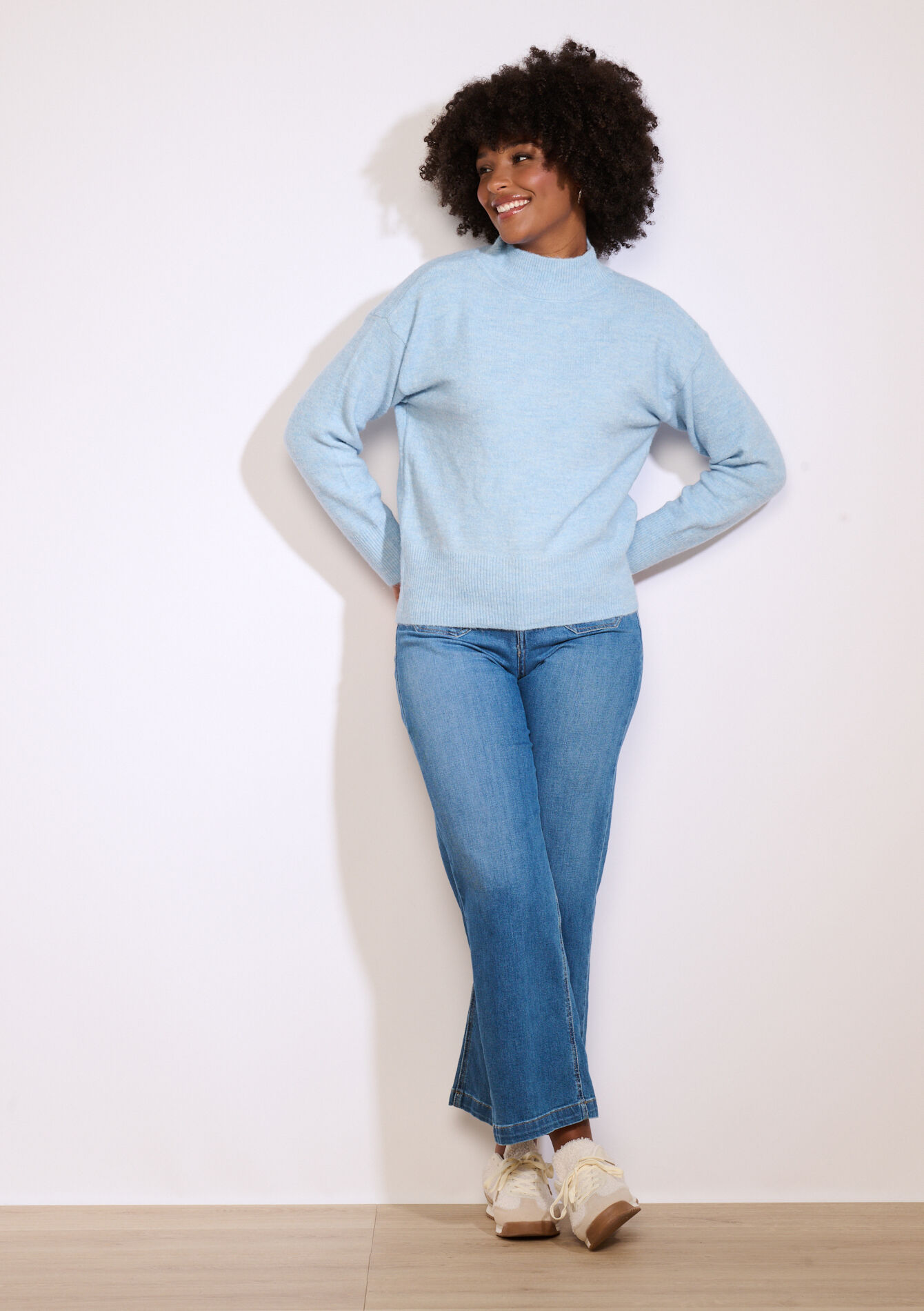 Zachte trui met col - BLUE PASTEL - 04006914_3003