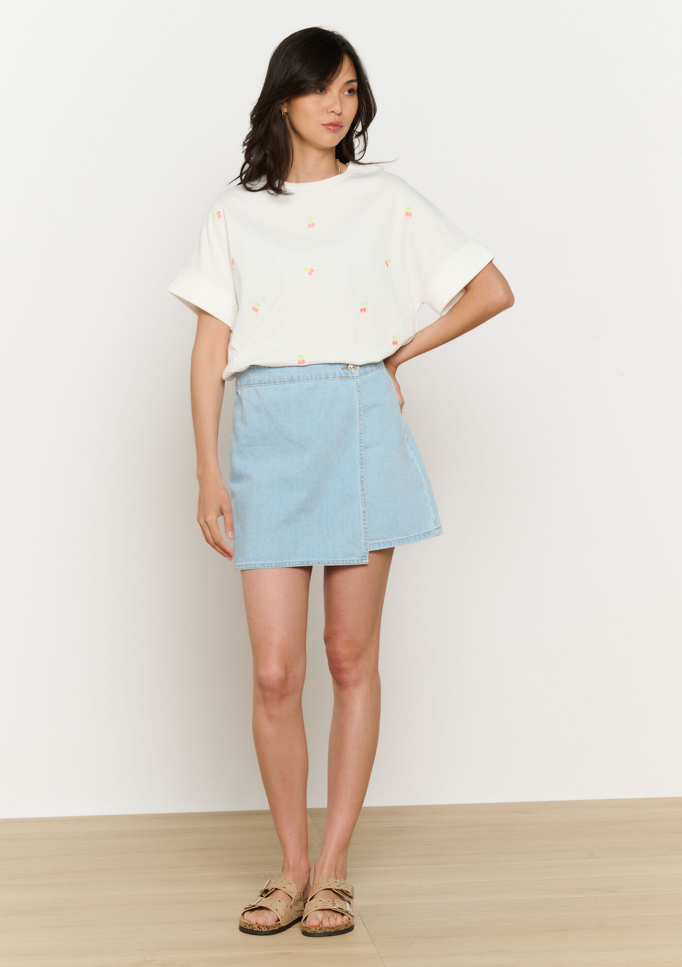 Cherry embroidered T-shirt, Cherry embroidered T-shirt - OFFWHITE - 02301816_1001