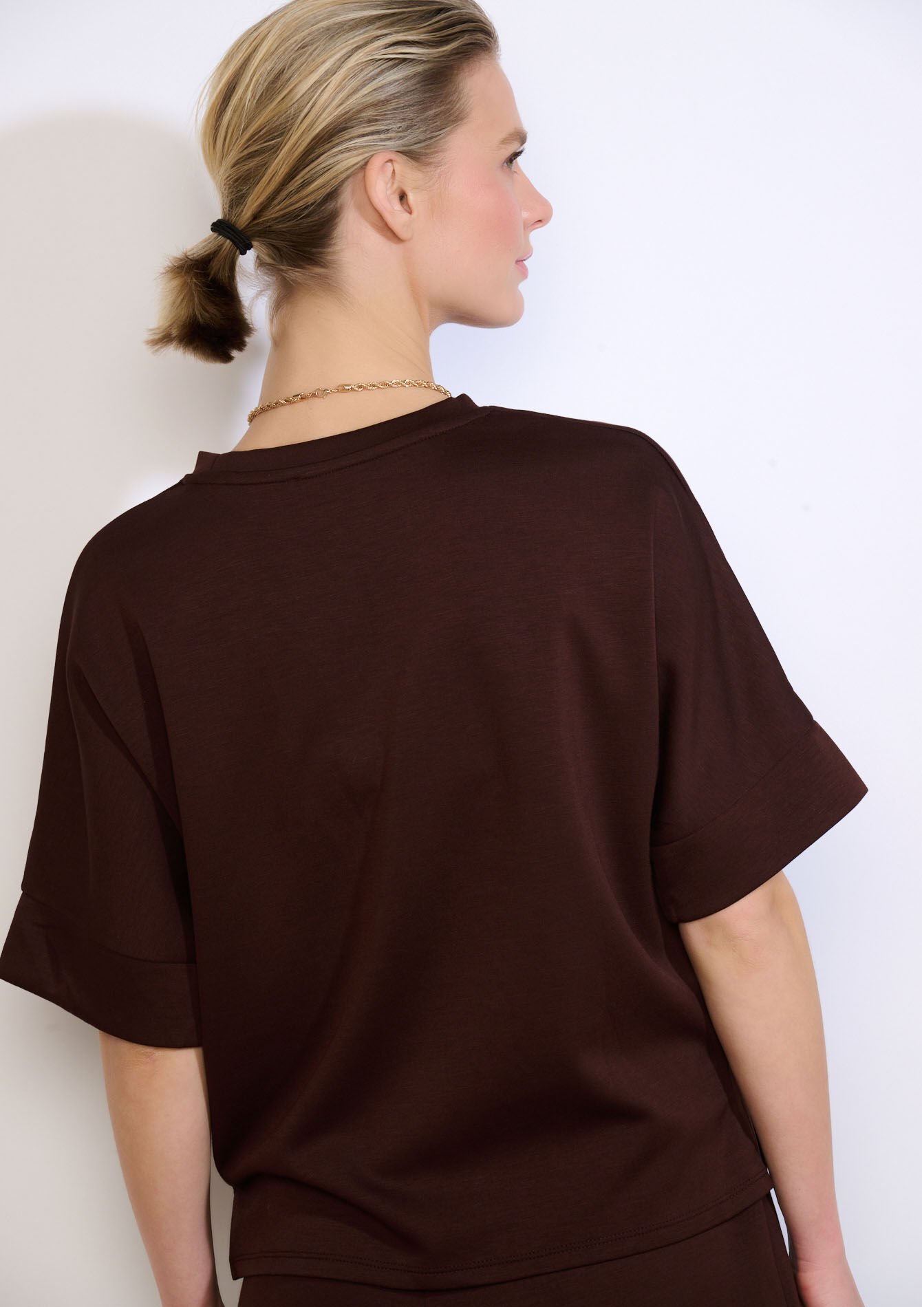 Modal T-shirt met ronde hals, Modal T-shirt met ronde hals - BROWN DARK CHOCOLATE - 15100407_3720