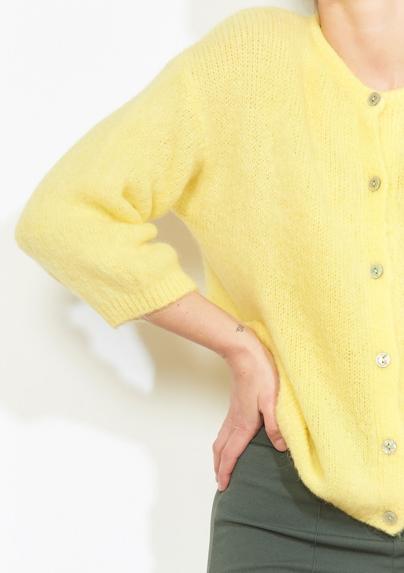 Minimalistisch vest met knopen, Minimalistisch vest met knopen - YELLOW SUN - 04101446_5007