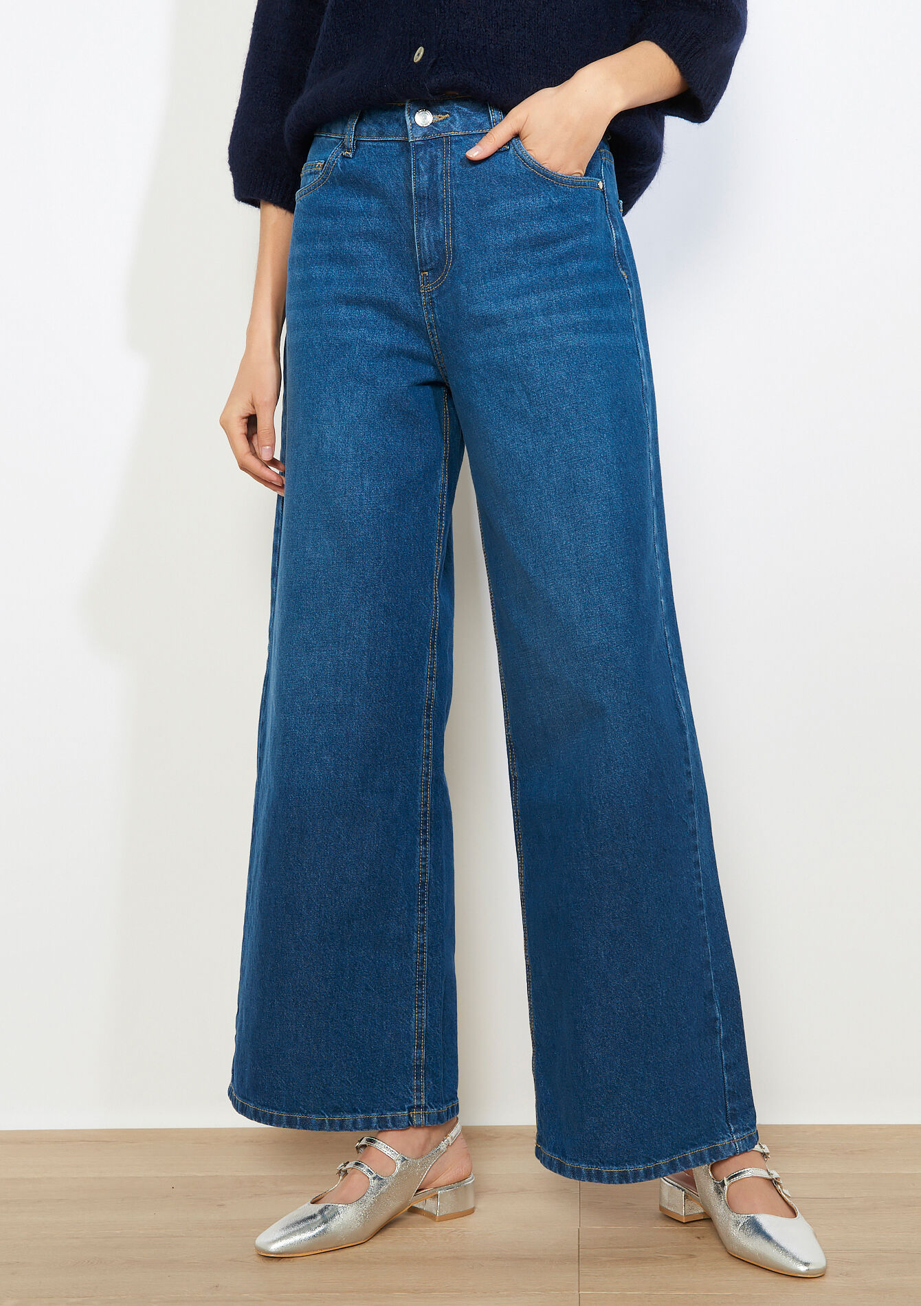 High-waist wide jeans - MEDIUM BLUE - 22000656_0500