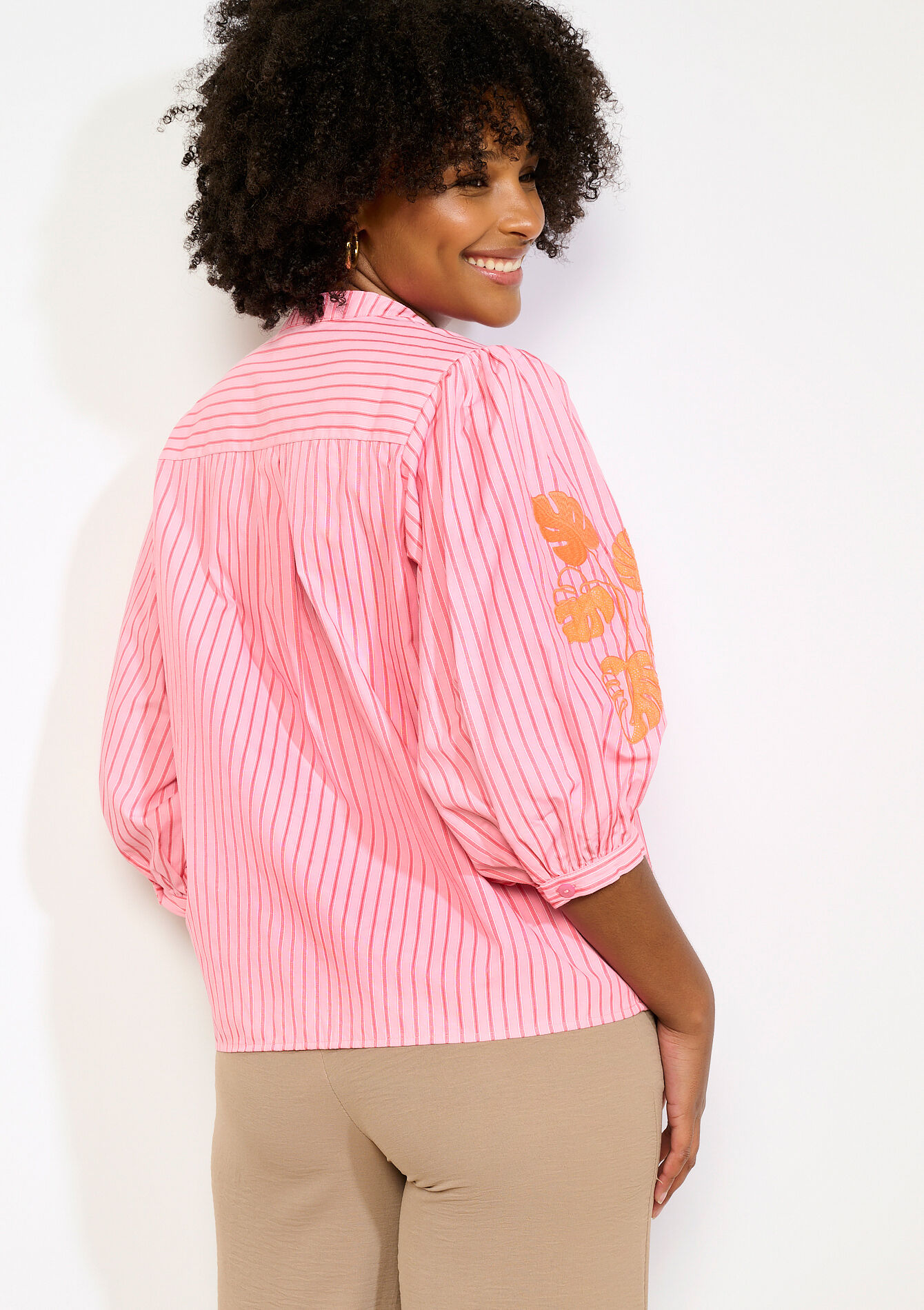 Gestreepte blouse met borduursel - CORAL PINK - 05703038_1968