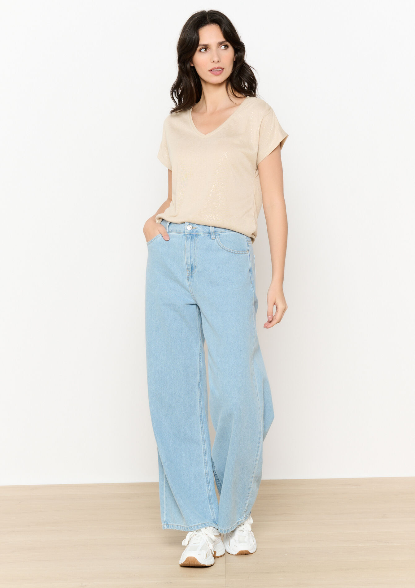 Vloeiend glanzend t-shirt, Vloeiend glanzend t-shirt - LT BEIGE - 02301692_2527