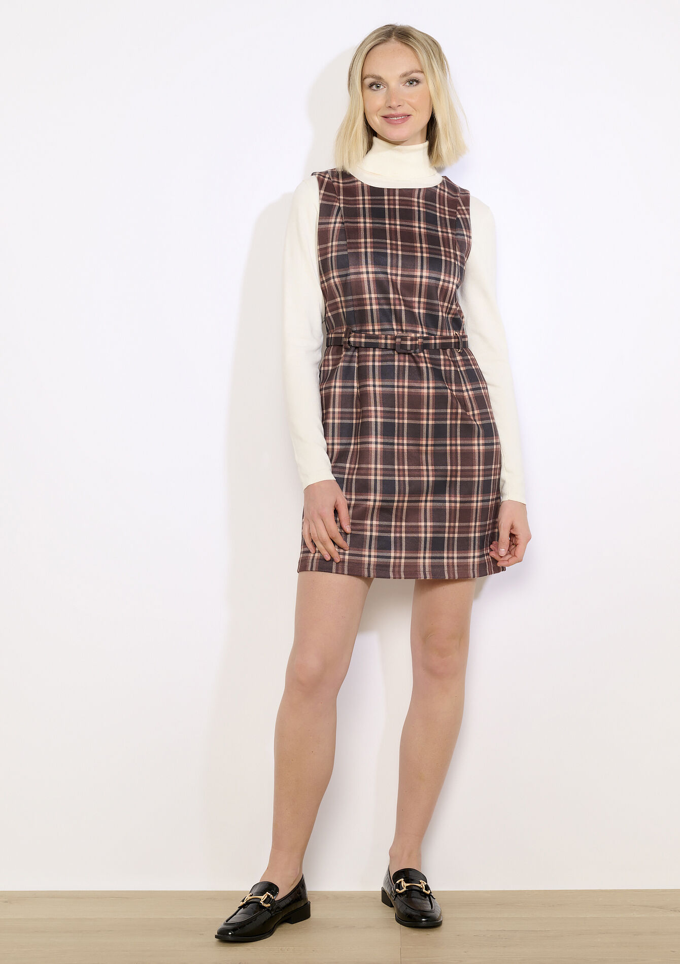 Sleeveless short dress - BLACK - 08104408_1119