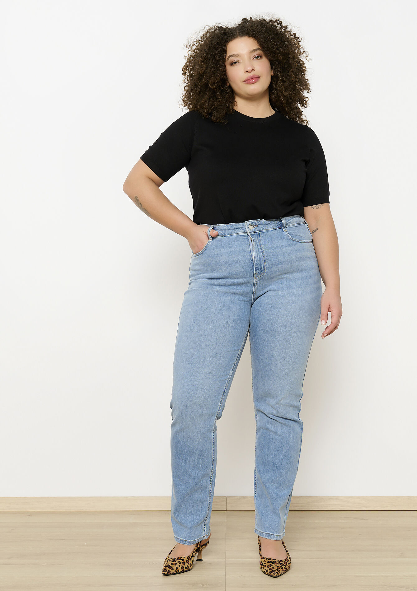 Jean droit taille haute, Jean droit taille haute - BLUE BLEACHED - 22000564_0502