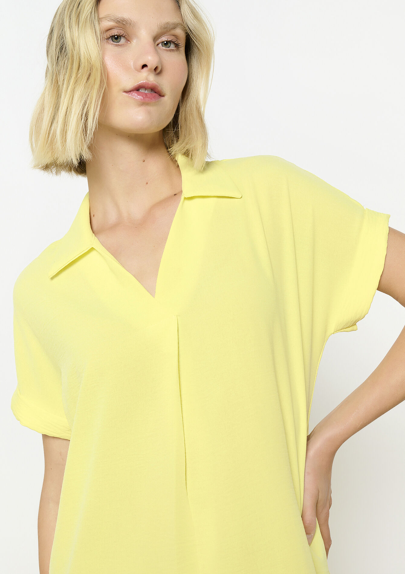 Rechte jurk met polokraag, Rechte jurk met polokraag - YELLOW PASTEL - 08104127_5004