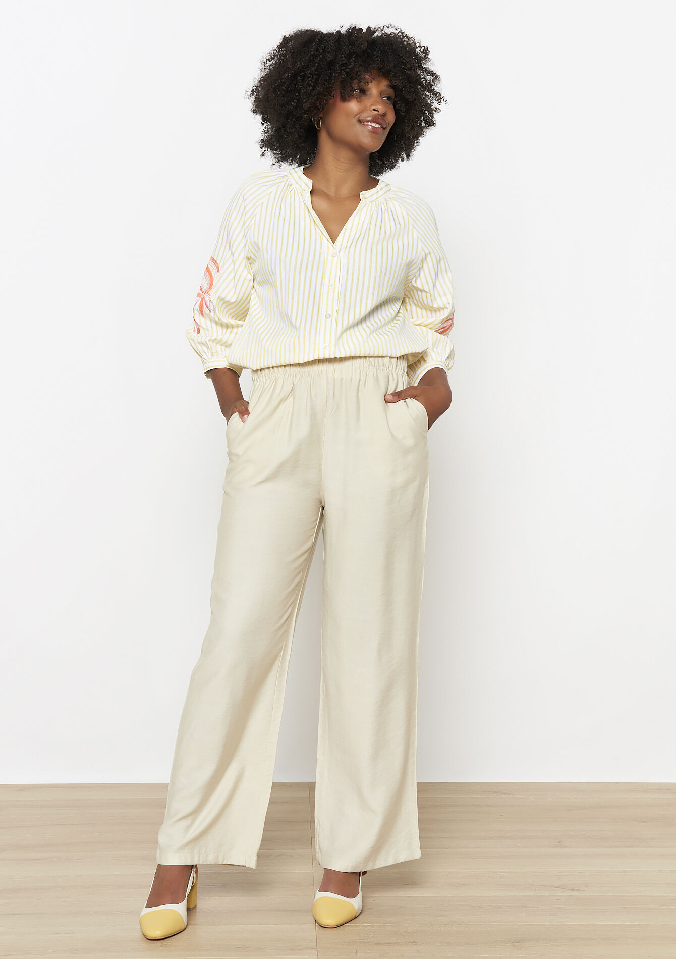 Losvallende wijde broek, Losvallende wijde broek - LT BEIGE - 06600927_2527