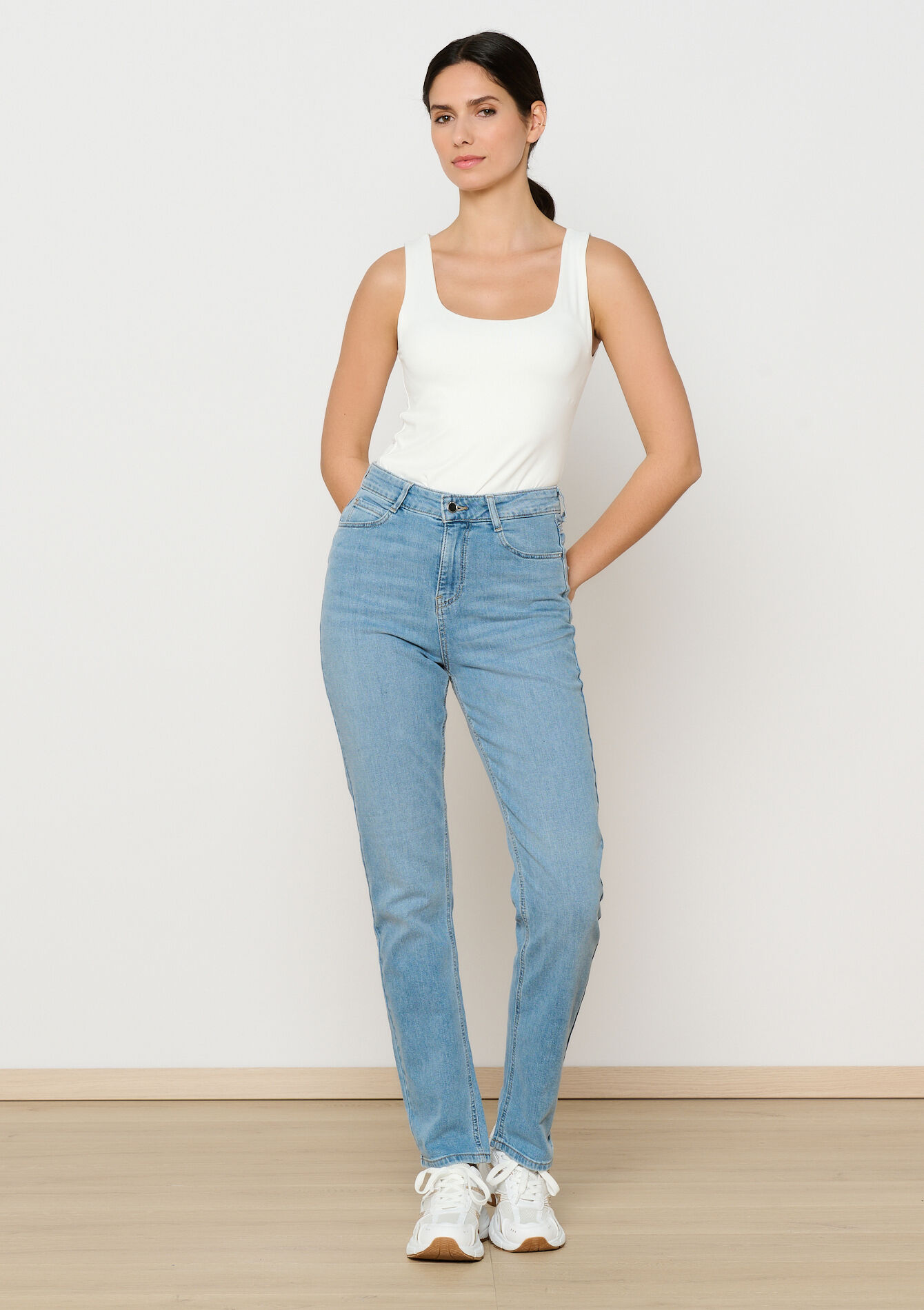 Jean droit taille haute, Jean droit taille haute - BLUE BLEACHED - 22000564_0502