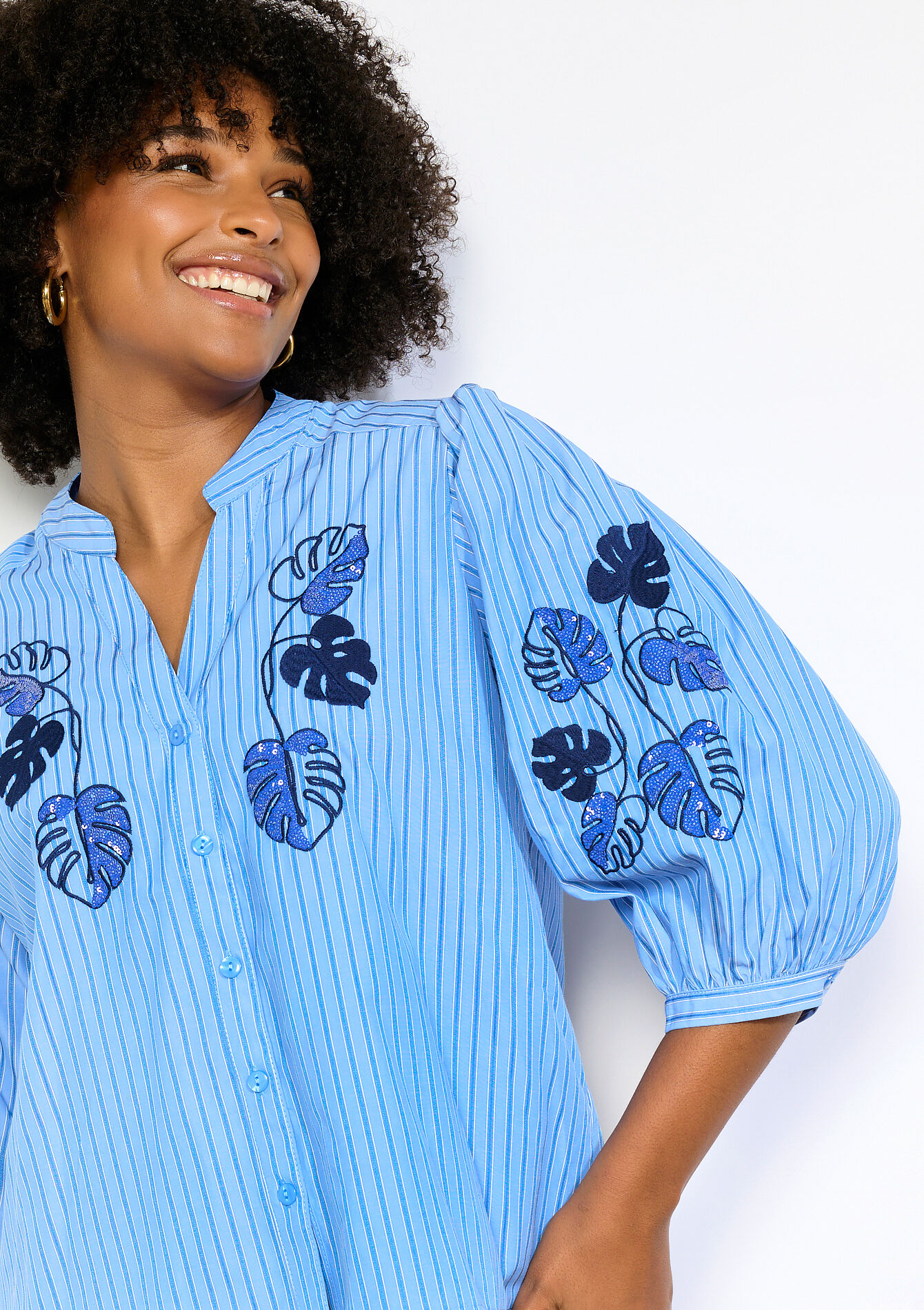 Gestreepte blouse met borduursel - BLUE PASTEL - 05703038_3003