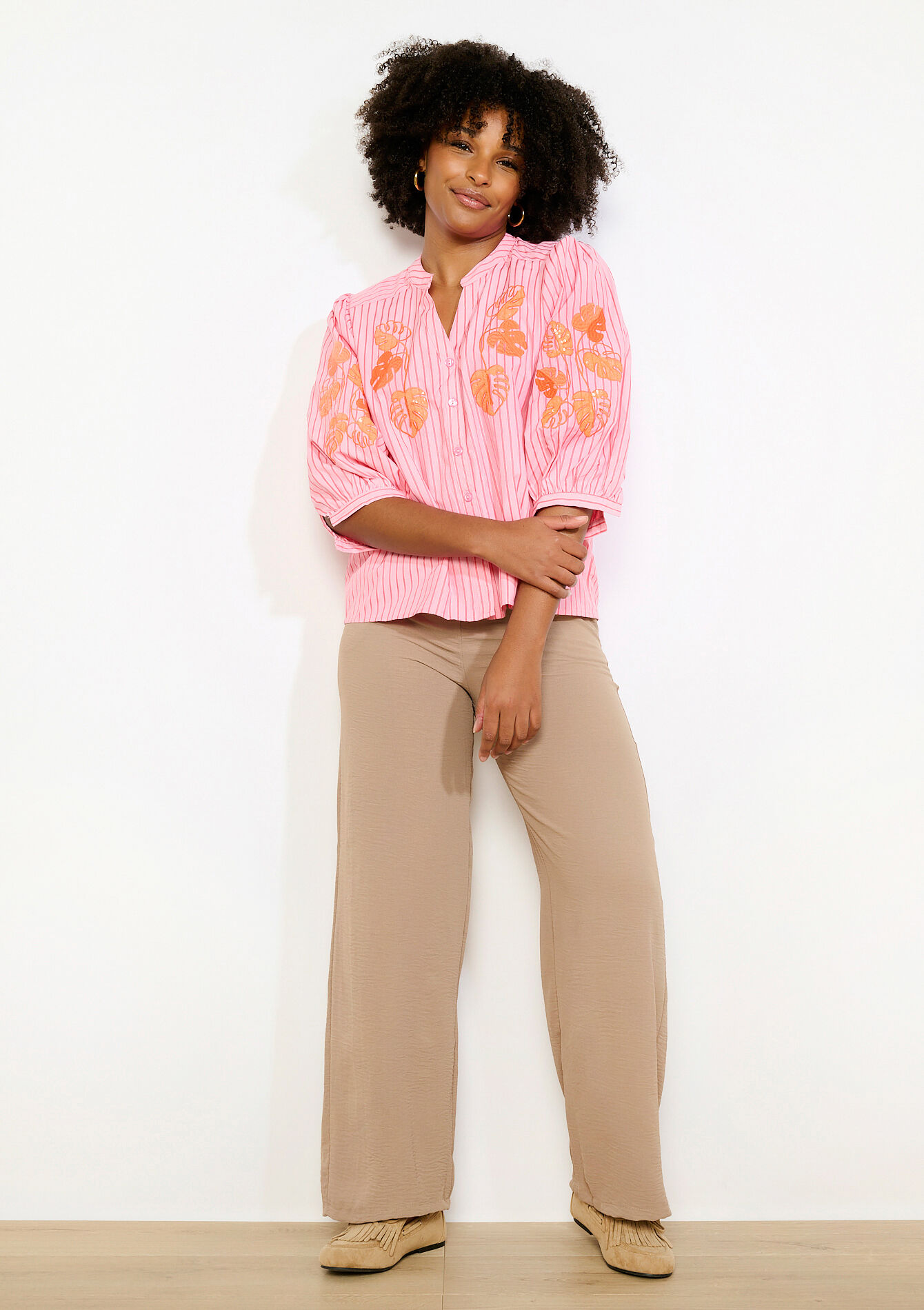 Gestreepte blouse met borduursel - CORAL PINK - 05703038_1968