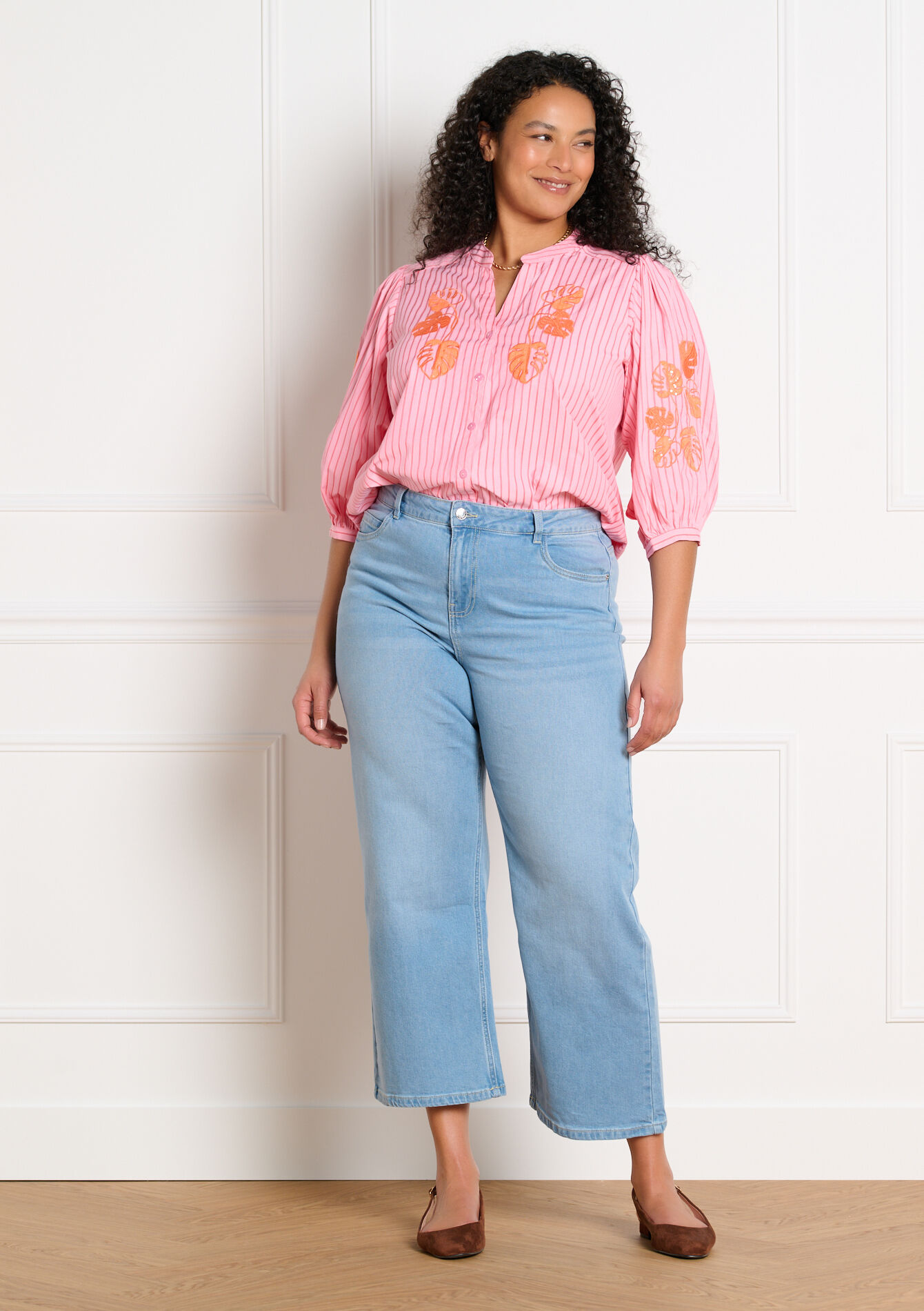 Gestreepte blouse met borduursel - CORAL PINK - 05703038_1968