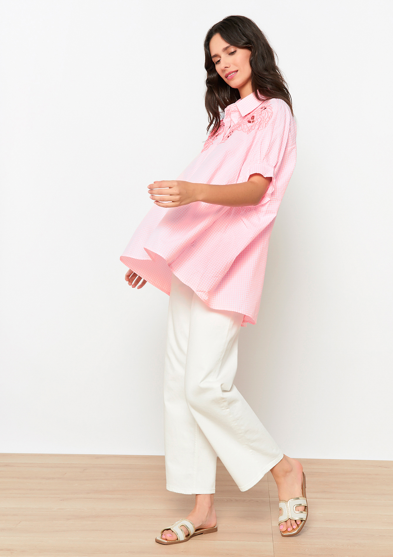 Embroidered oversized shirt, undefined - PINK BUBBLEGUM - undefined