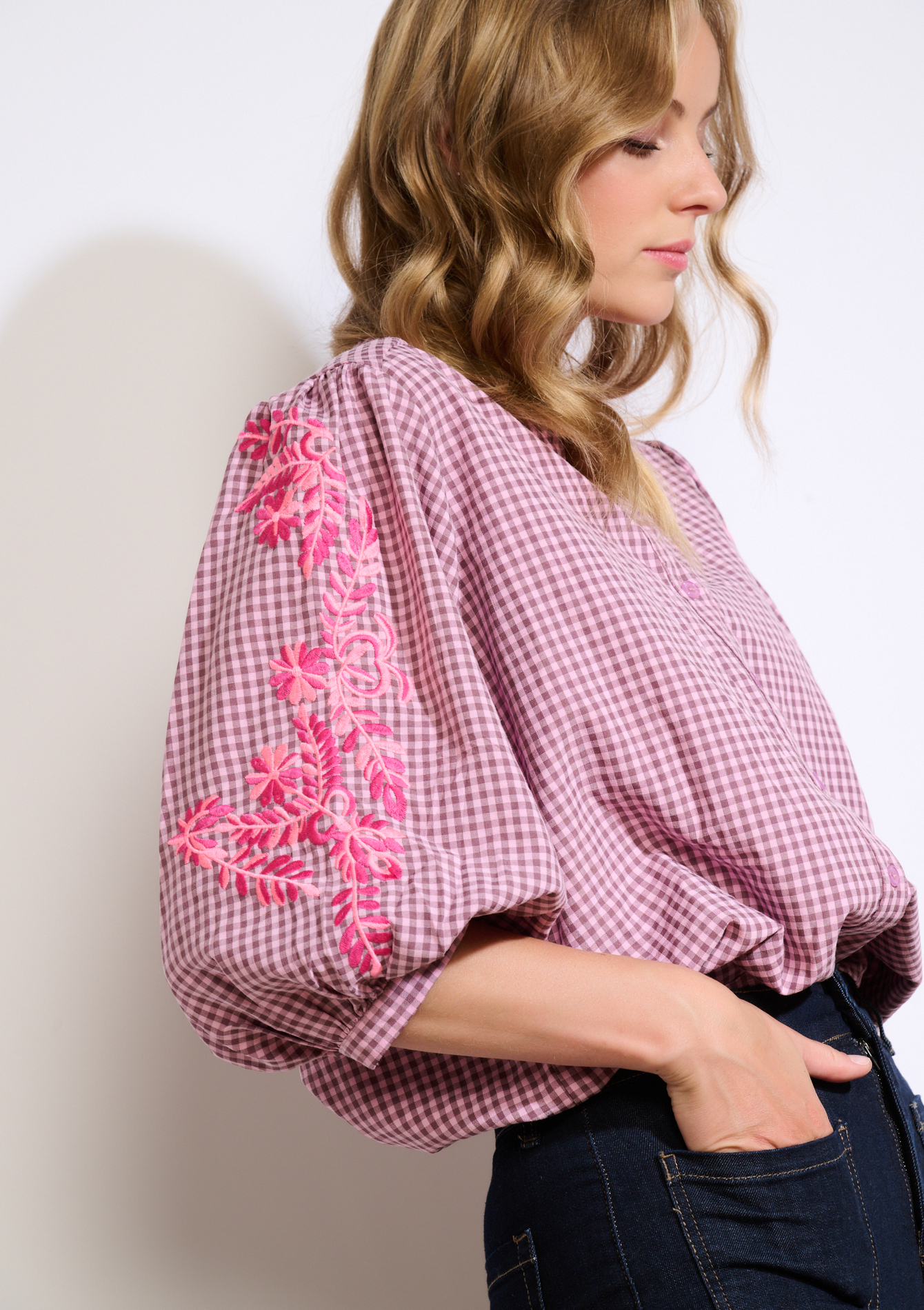 undefined - PINK BUBBLEGUM - undefined