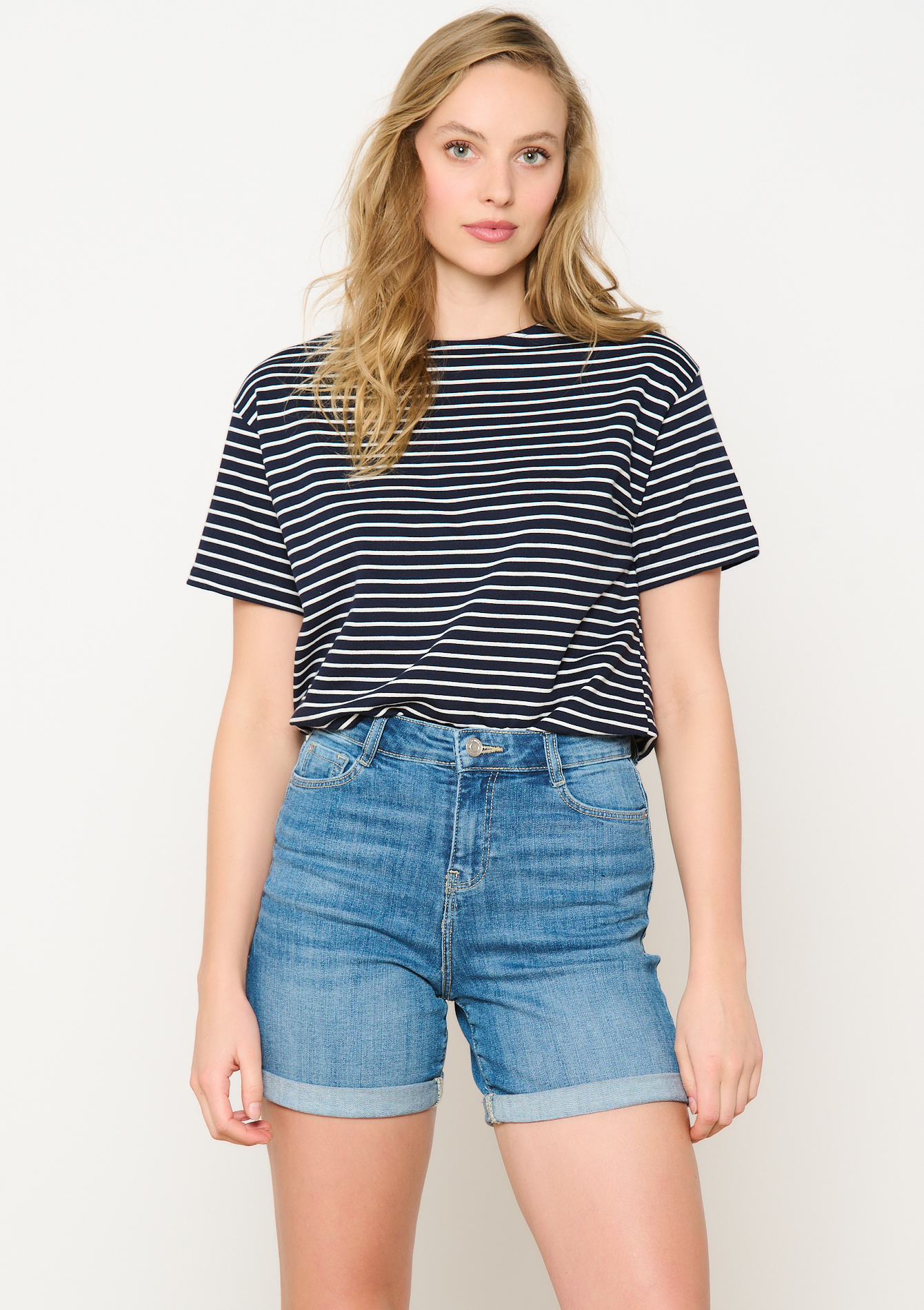 Denim short, undefined - MEDIUM BLUE - undefined