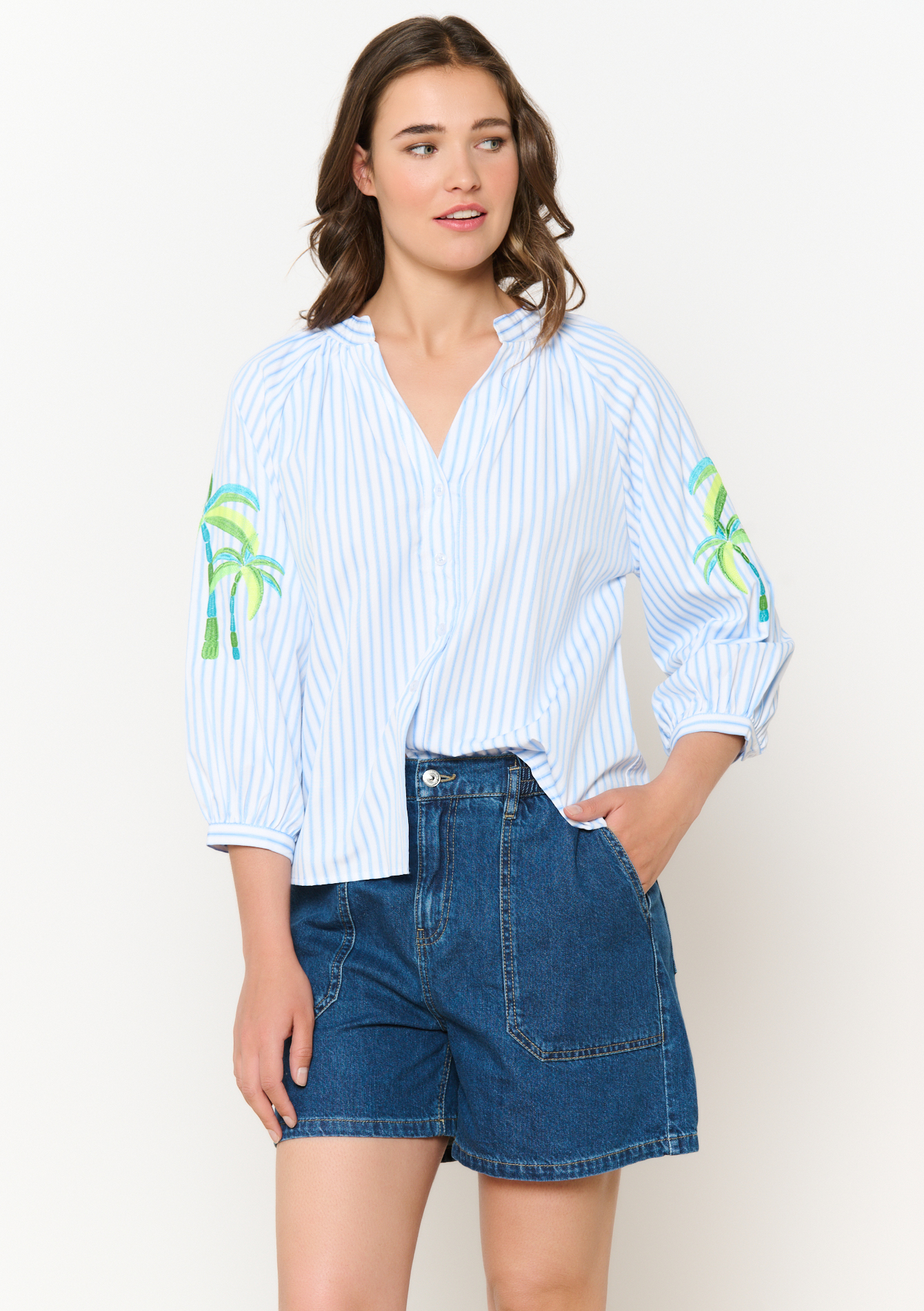 Hemd met geborduurde palmbomen, undefined - BLUE PASTEL - undefined