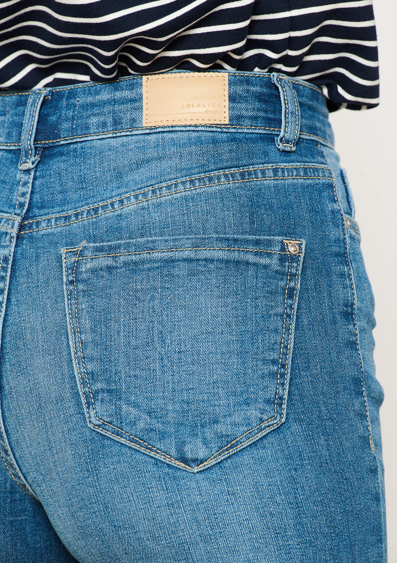 Denim short, undefined - MEDIUM BLUE - undefined