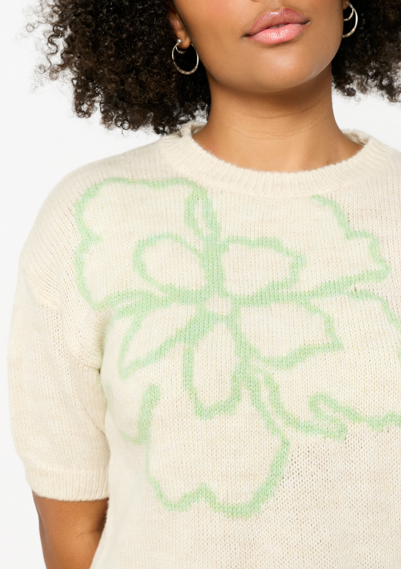 Pull avec grande fleur, undefined - VANILLA WHITE - undefined