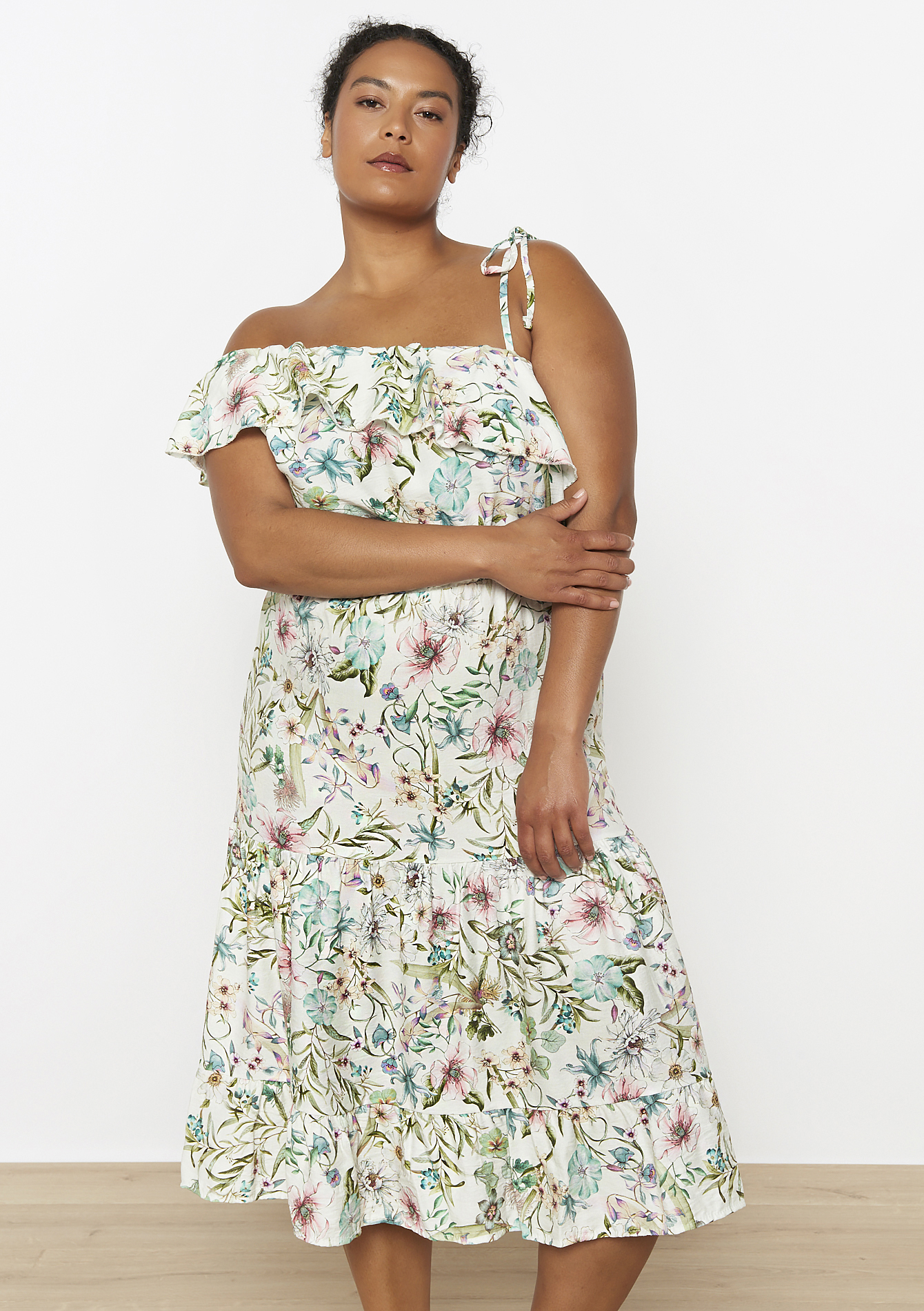 Bloemenjurk met ruffle, undefined - OFFWHITE - undefined