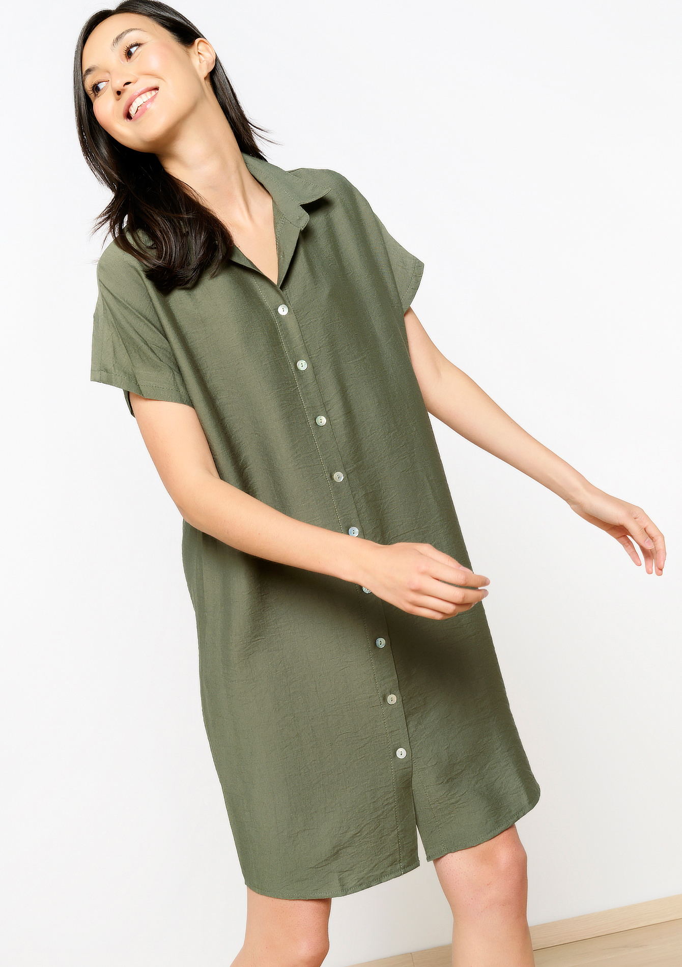 Robe-chemise en tissu crêpé, undefined - KHAKI MED - undefined